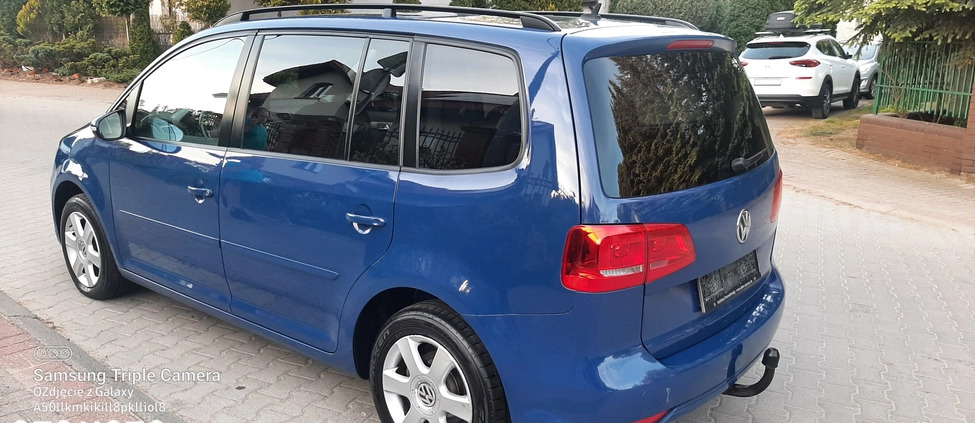 Volkswagen Touran cena 27900 przebieg: 252000, rok produkcji 2010 z Olsztyn małe 79